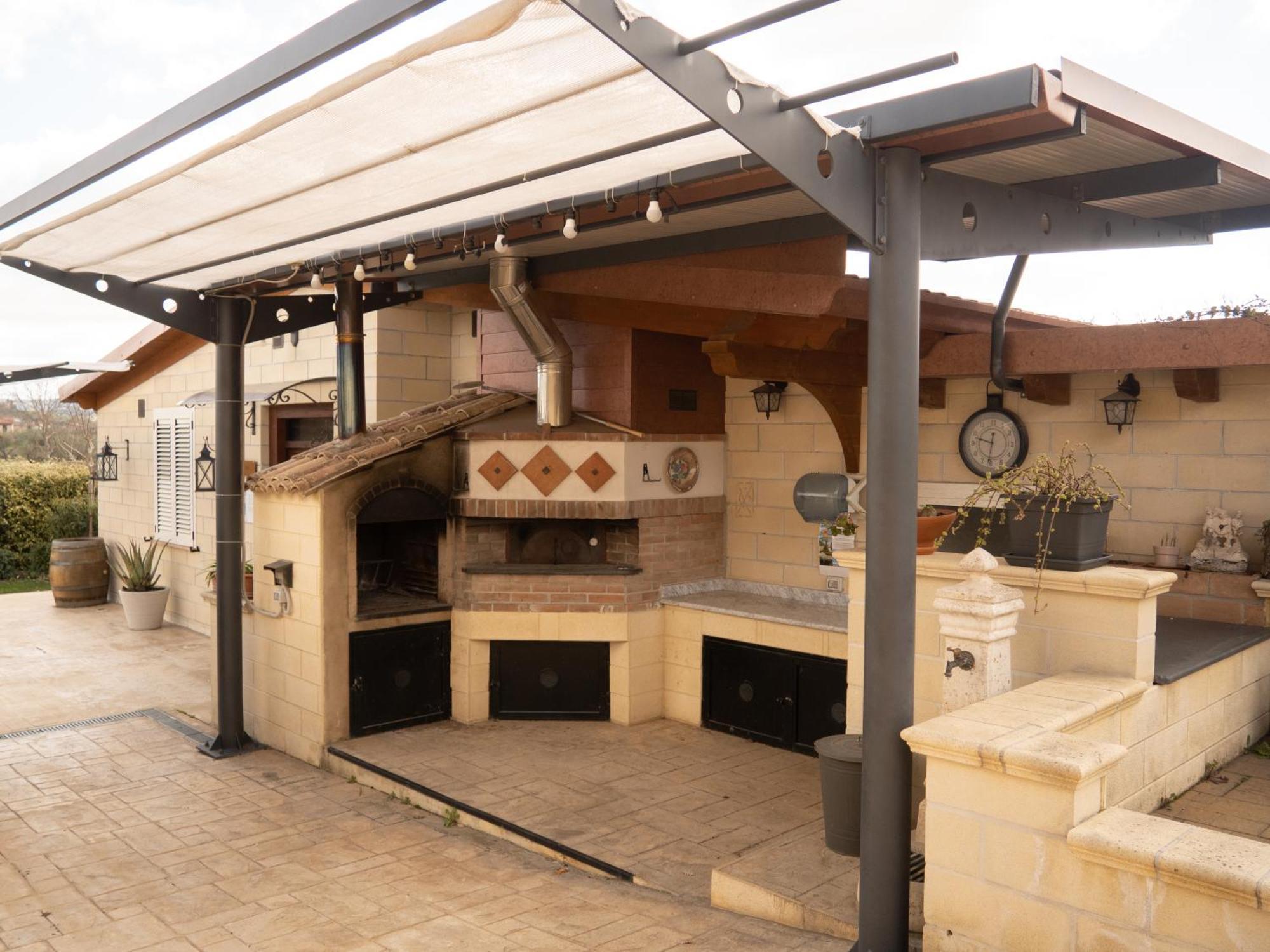 הוילה Paternopoli Il Poggio Degli Antichi Sapori מראה חיצוני תמונה